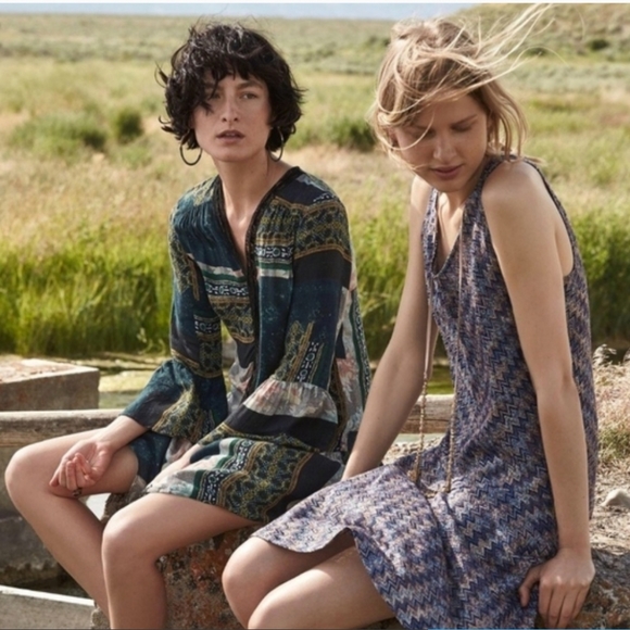 Dress - Picture 2 of 5